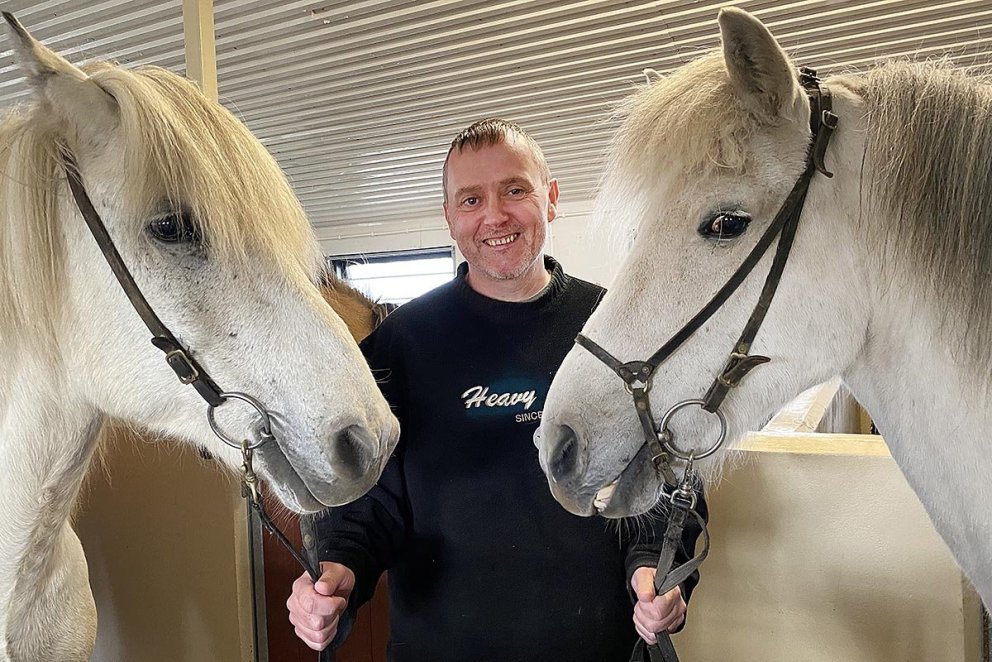 Högni Elfar í góðum félagsskap. AÐSEND MYND