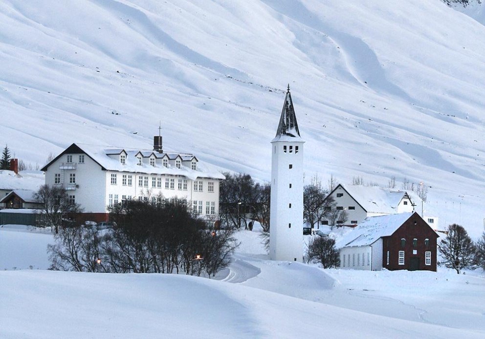Vetrarstemning á Hólum. MYND: ÓAB