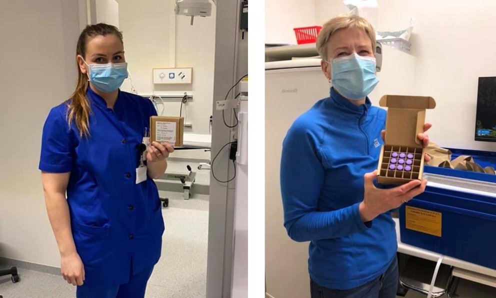 Elín Árdís Björnsdóttir, deildarstjóri heilsugæslu HSN Sauðárkróki, og Ásdís Arinbjarnardóttir, yfirhjúkrunarfræðingur HSN á Blönduósi, komnar með bóluefni í hendurnar. MYNDIR: HSN.IS