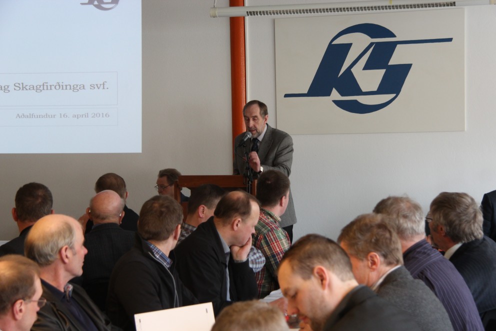 Bjarni Maronsson, stjórnarformaður Kaupfélags Skagfirðinga, tók til máls á fundinum.