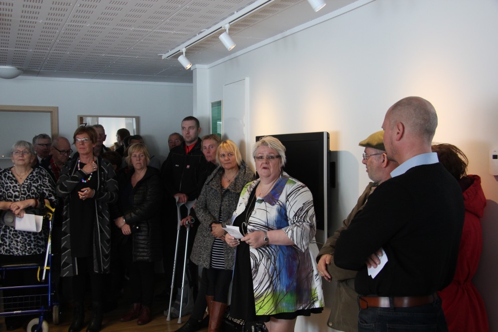 Jónína Gunnarsdóttir ávarpar gesti við formlega opnun Iðju við Sæmundarhlíð. Myndir: BÞ