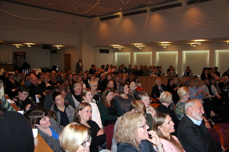 Um 200 starfsmenn skóla í Skagafirði voru saman komnir í Miðgarði í gær. Myndir:FE