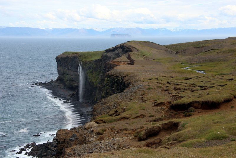 Við norðurströndina, Ketubjörg á Skaga. Mynd:FE