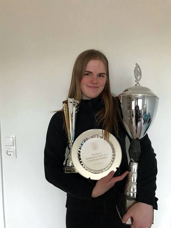 Íþróttamaður USAH, Ásdís Brynja Jónsdóttir. Mynd: Facebooksíða Hestamannafélagsins  Neista.