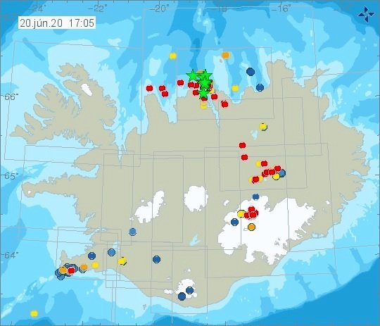 Mynd sótt á vef Veðurstofunnar kl. 17:05 í dag.