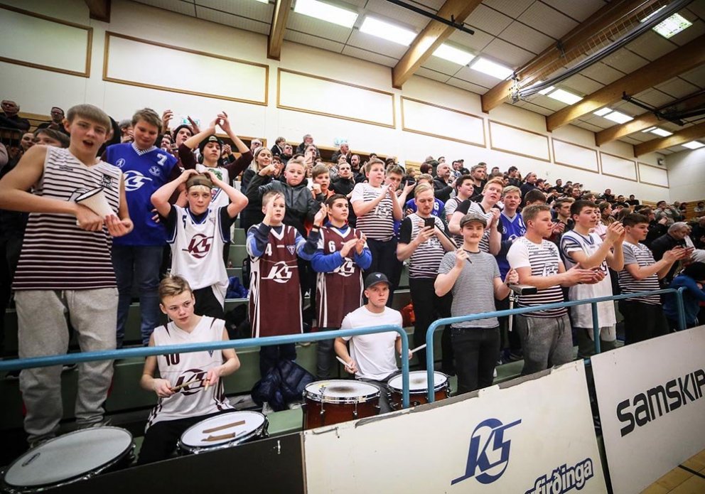 Stuð í stúkunni síðasta vetur. MYND: HJALTI ÁRNA