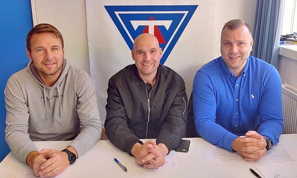 Svavar og Helgi með Dag formann á milli sín. MYND AF SÍÐU TINDASTÓLS