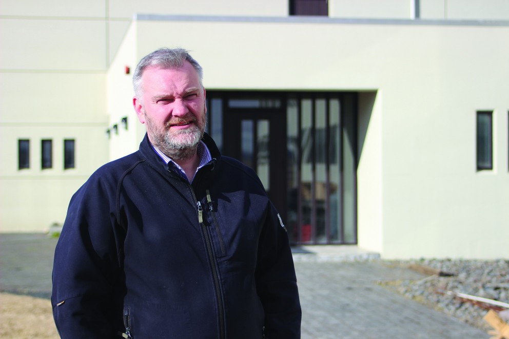 Örn Arnarson á og rekur hið nýja hótel, ásamt eiginkonu sinni, Hildi Ýr Arnarsdóttur. Mynd: KSE