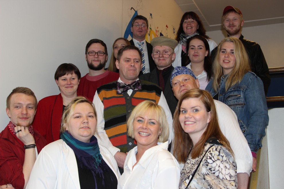 Leikhópurinn sem tók þátt í Sæluvikustykkinu í fyrra, Barið í brestina. Mynd: KSE