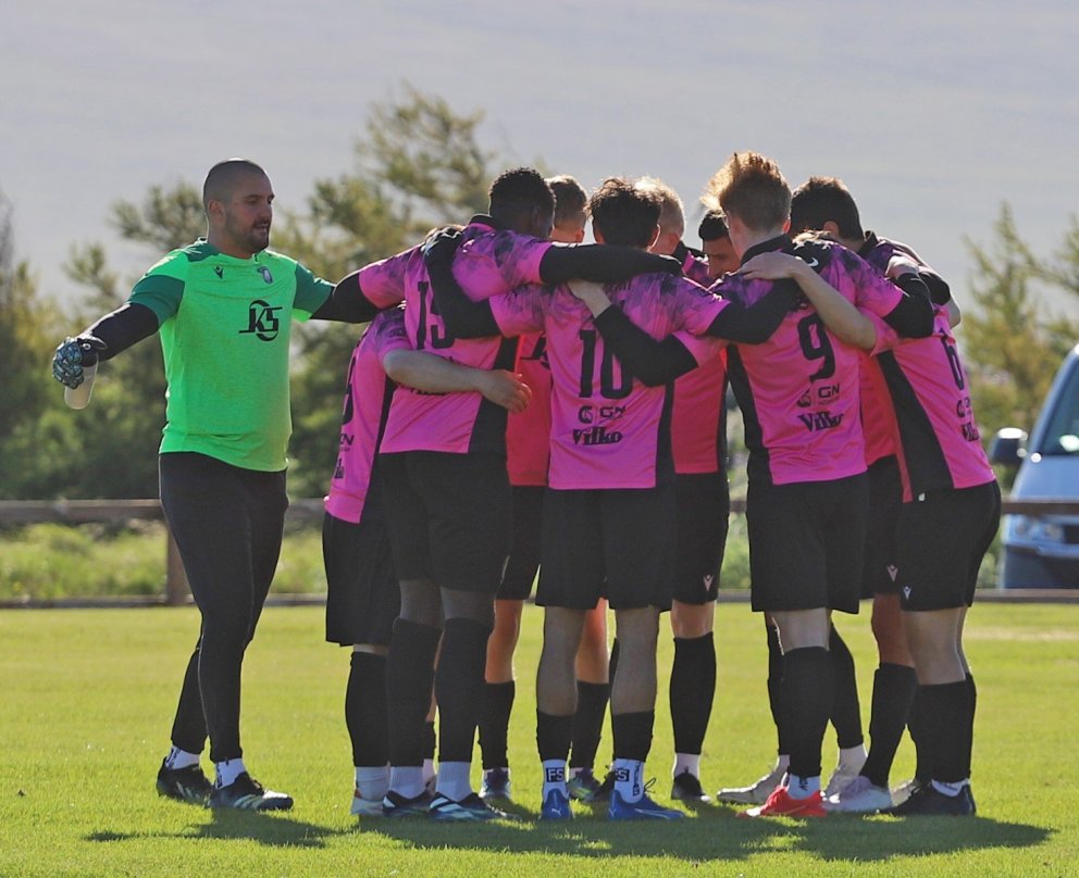 K/H menn fagna á góðum degi. Mynd: kormakurhvot.net