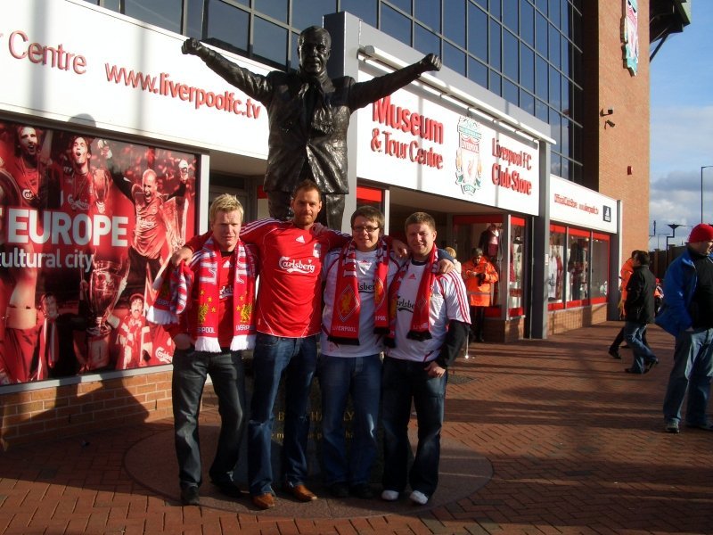 „Munaði minnstu að ég yrði atvinnumaður í knattspyrnu“ - Liðið mitt :: Sigurður Guðjón Jónsson Liverpool