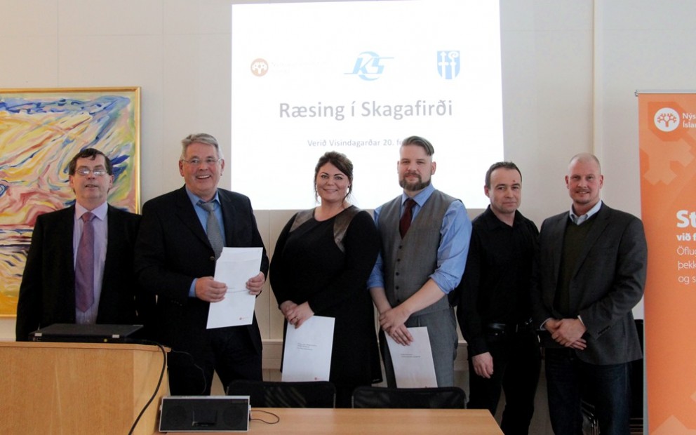Tvö nýsköpunarverkefni deila fyrstu verðlaunum