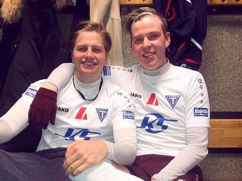 Arnar og Óskar Smári skoruðu mörk Tindastóls og voru nokkuð ánægðir með sig að leik loknum. MYND AF FB