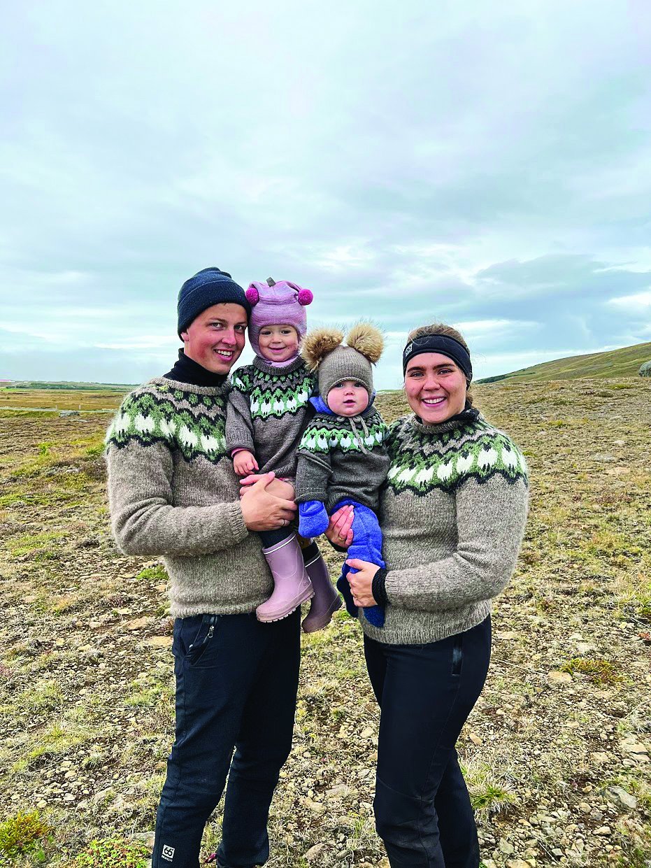 Gunnhildur og Þröstur ásamt dætrum. Mynd aðsend.