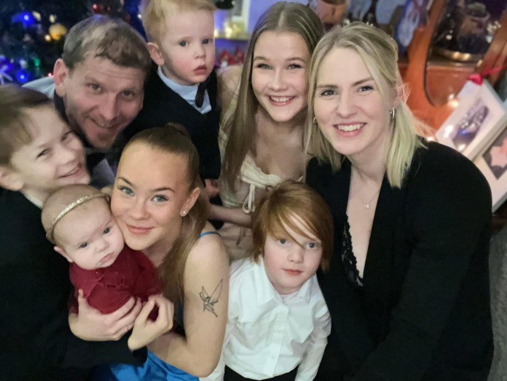 María og Jóhann Ingi með börnin. MYND AÐSEND