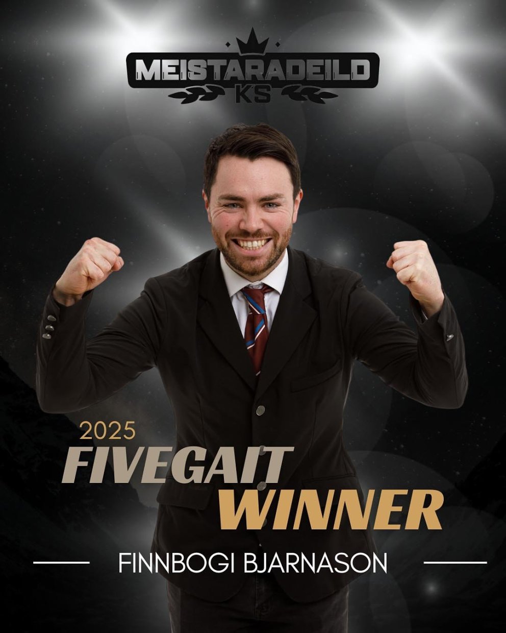 Finnbogi Bjarnason fagnaði sigri í fimmgangnum. MYND AF FB-SÍÐU MEISTARADEILDAR KS