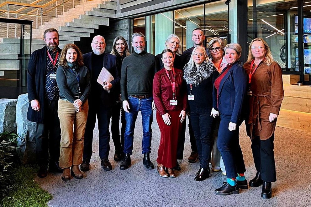 Fulltrúar landshlutasamtakanna og Byggðastofnunar ásamt Loga Einarssyni ráðherra og Elfu Lilju Gísladóttur frá List fyrir alla. MYND AF SSNV.IS