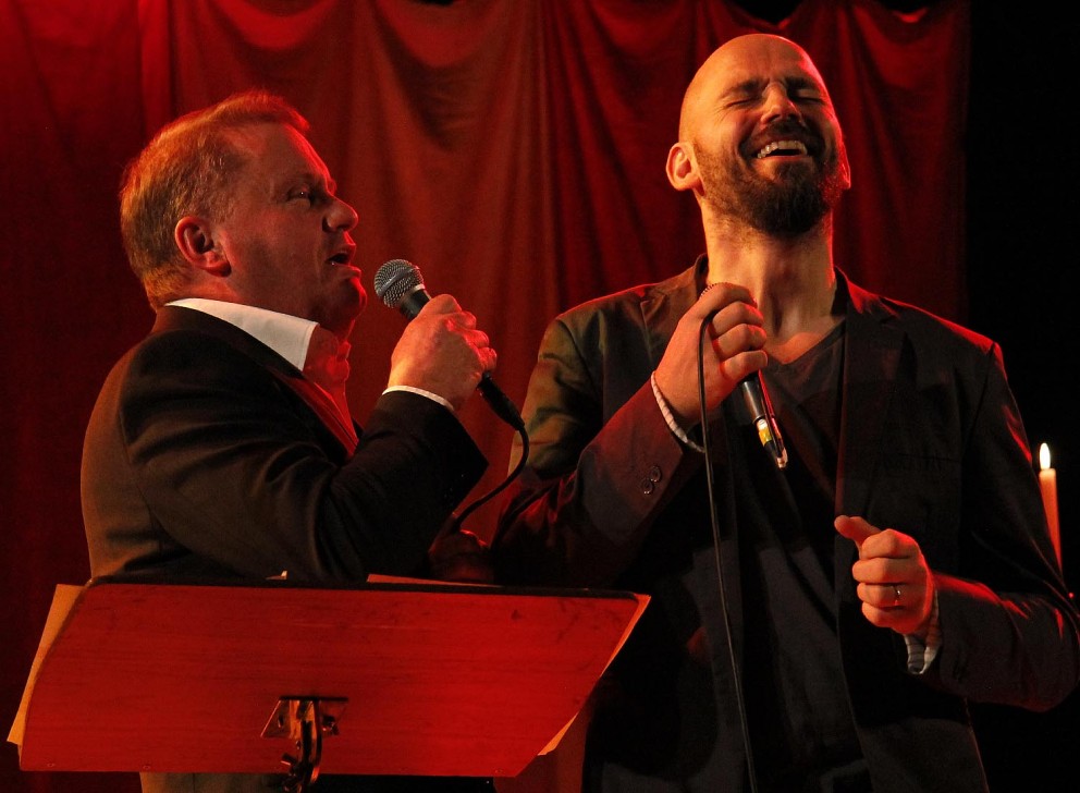 Frábær bræðrastemning á taumlausum tónleikum í Miðgarði