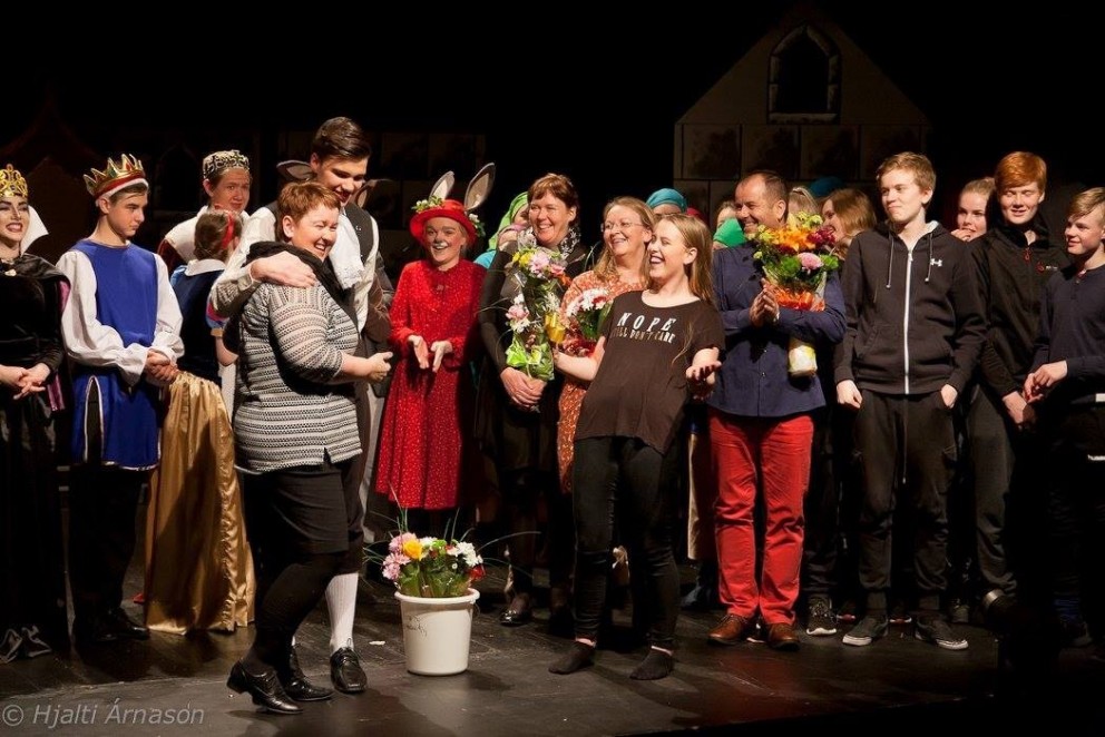 Í lok frumsýningar á Mjallhvíti. Mynd: Hjalti Árna.