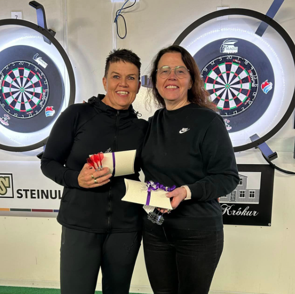 Margrét Helgadóttir og Valborg Jónína - sigurvegarar mótsins. Myndir: Sylvía Dögg