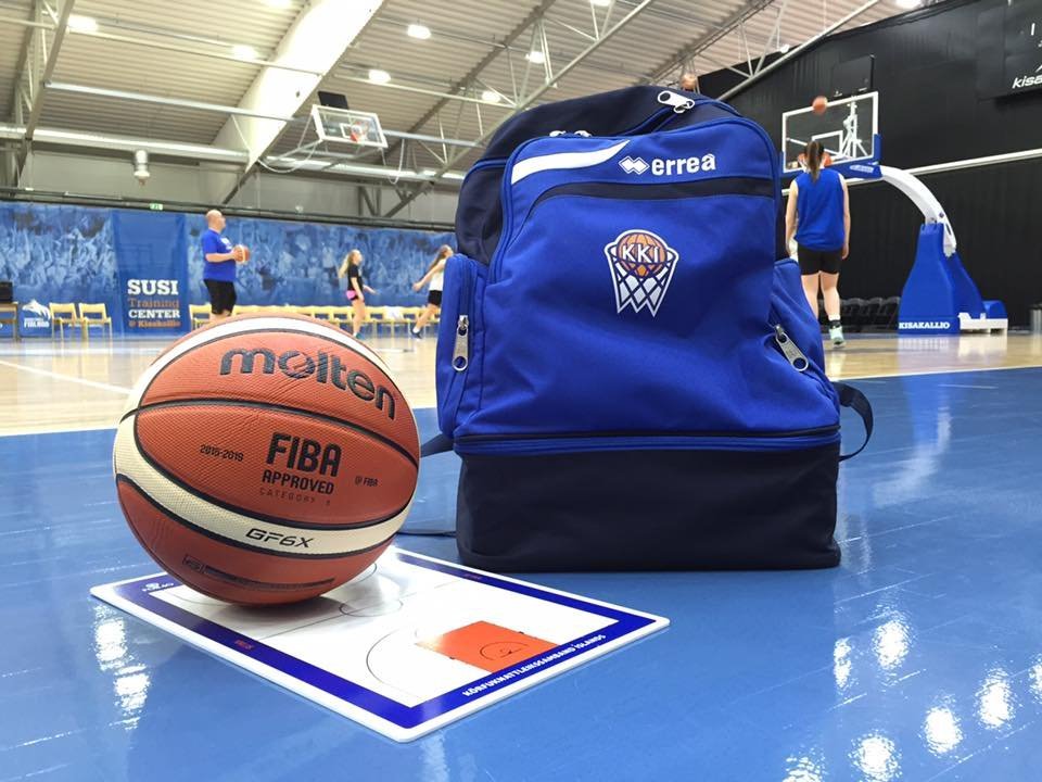 ÁFRAM ÍSLAND. MYND:KKÍ