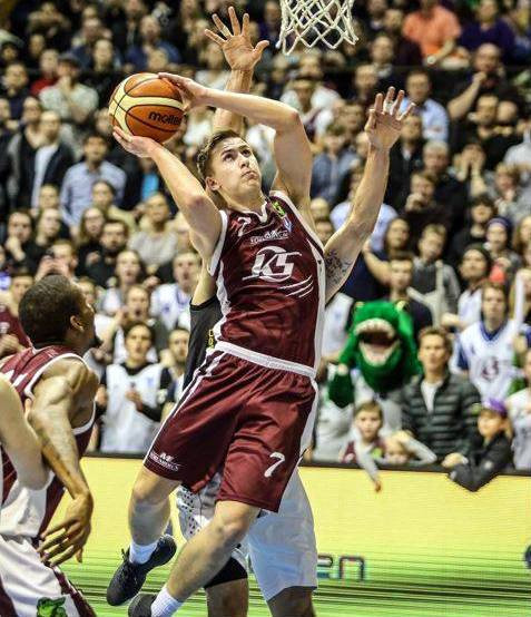 Pétur Rúnar Birgisson verður í baráttunni í kvöld. Mynd: Hjalti Árna.