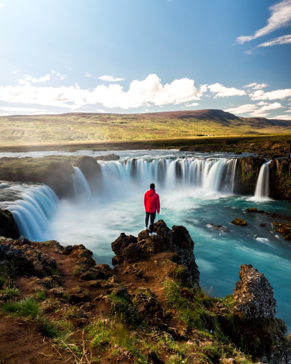 Við Goðafoss. Mynd: Riccardo Bertolo.