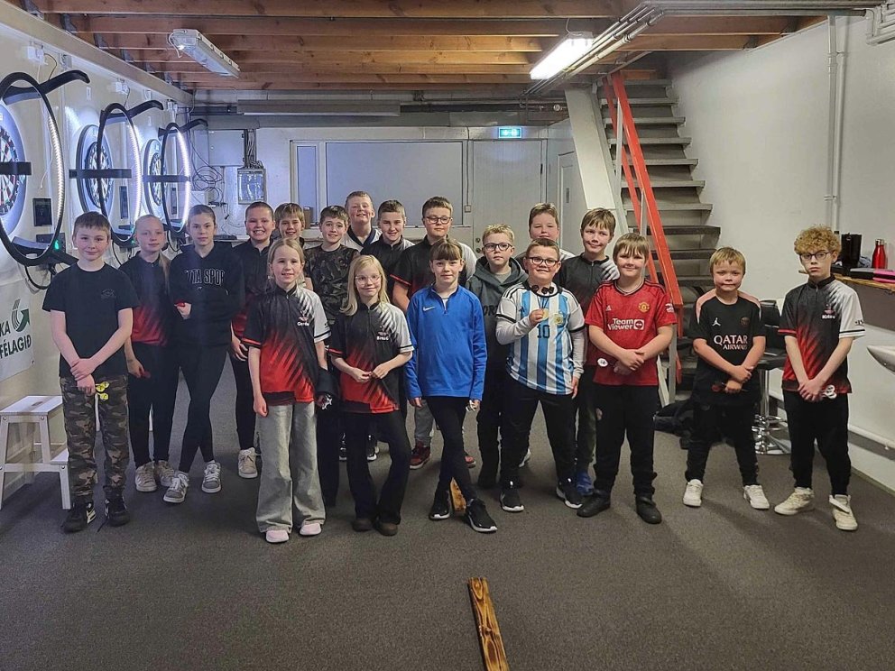 Glaðbeittir þátttalendur á mótinu í gær. MYND AF SÍÐU PKS