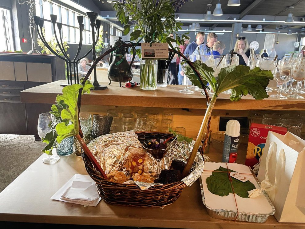 Forsíðumynd feykis í dag. Fleiri skemmtilegar myndir er að sjá inn í fréttinni. Myndir aðsendar.