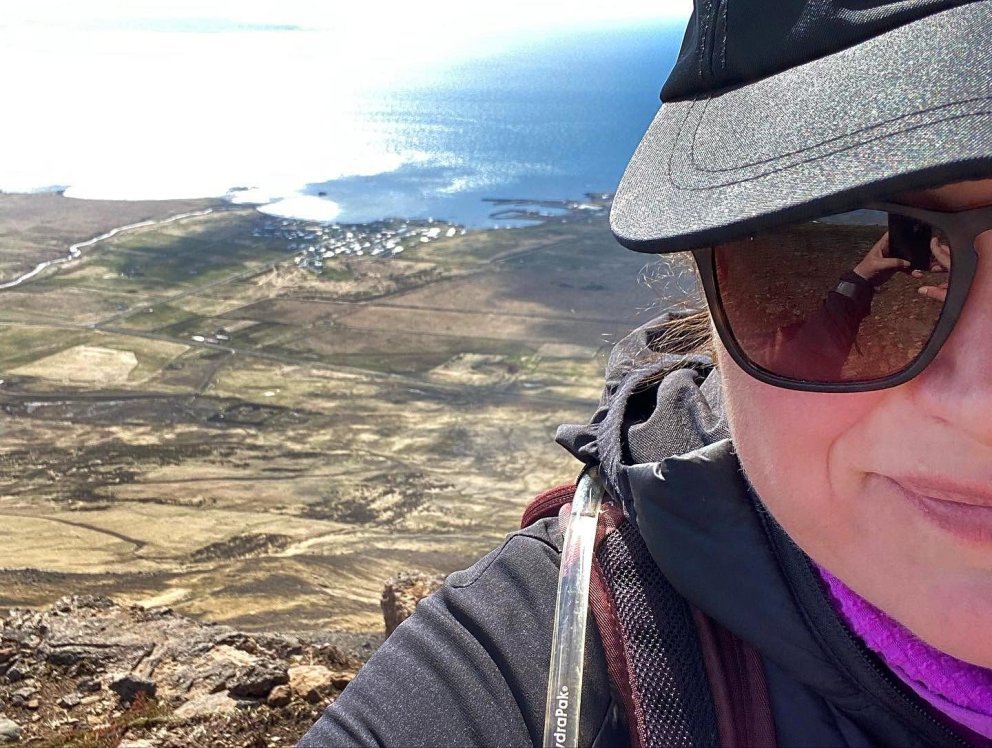 Ásdís Ýr á Spákonufelli ofan Skagastrandar. MYND AÐSEND