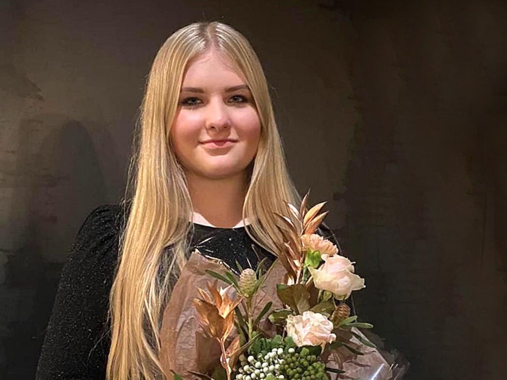 Að lokinni fiðluspilamennsku á jólatónleikum með Sinfoníu-hljómsveit Íslands í Hörpu. AÐSENDAR MYNDIR