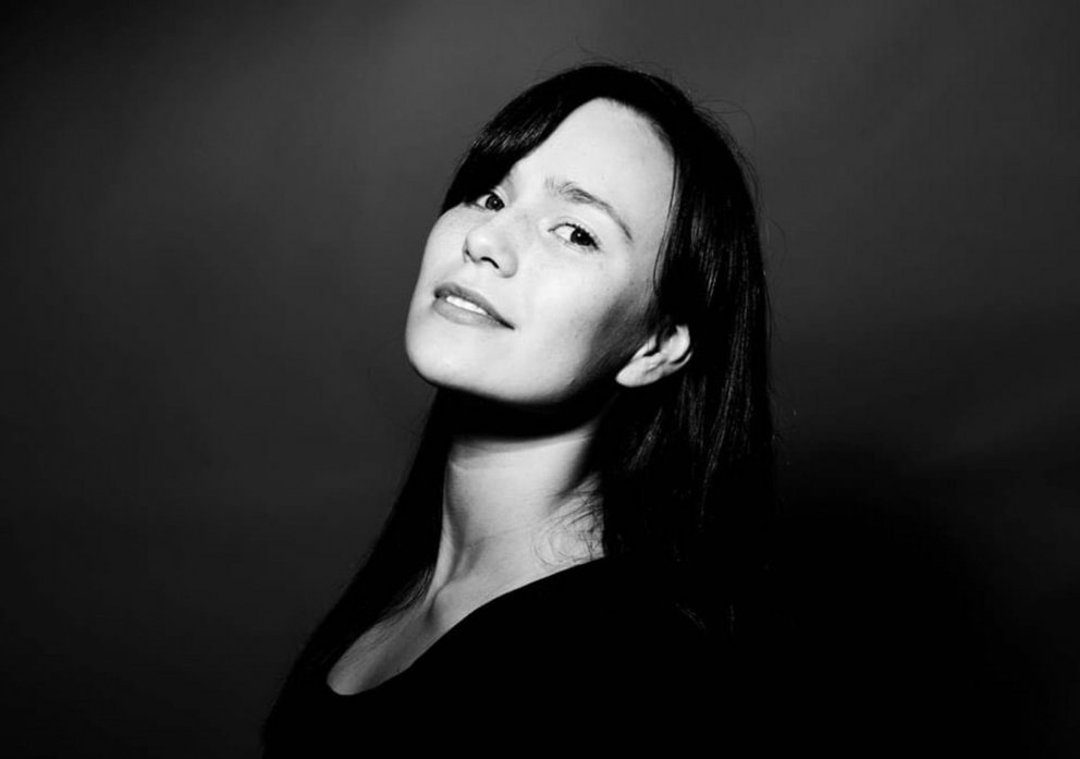 Rakel Björk syngur Nú mega jólin. MYND: SAGA SIG