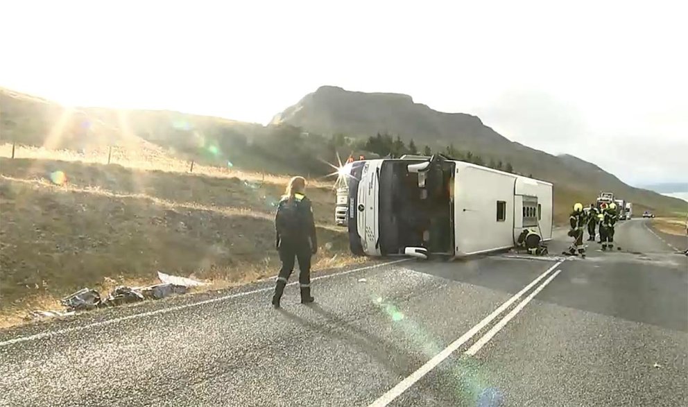 Af vettvangi slyssins. SKJÁSKOT ÚR FRÉTT Á VEF RÚV