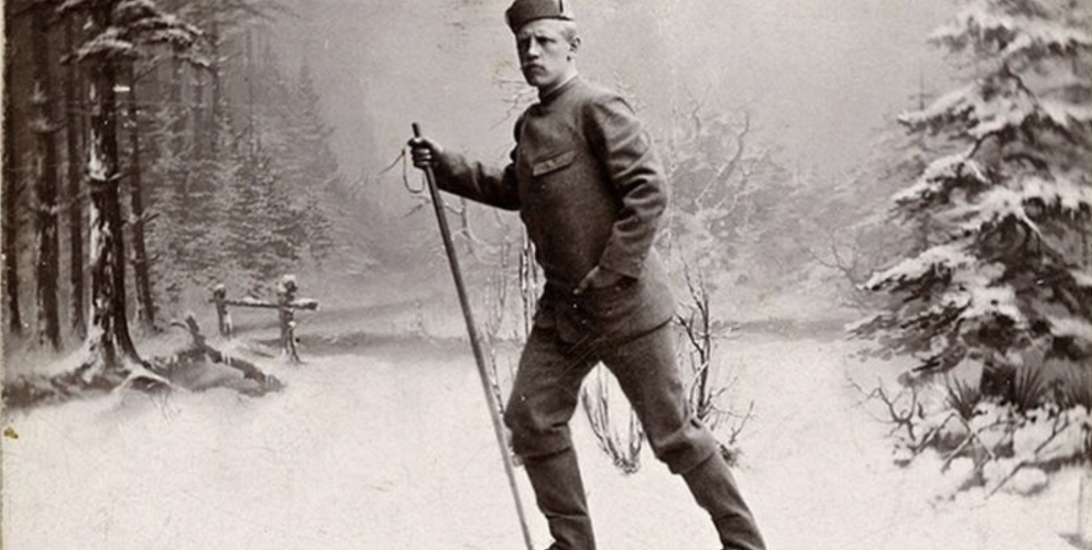 Mynd af Friðþjófi Nansen sem dvaldi á Þingeyri. Mynd tekin af Facebook-síðu Stúdíó Handbendi.