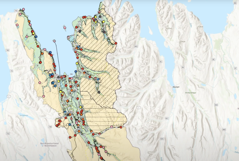 Skjáskot úr myndbandi.