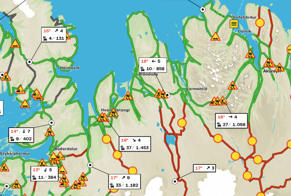 Þau eru víða vi'ðvörunarmerkin hjá Vwgagerðinni vegna bikblæðinga. SKJÁSKOT AF UMFERÐIN.IS