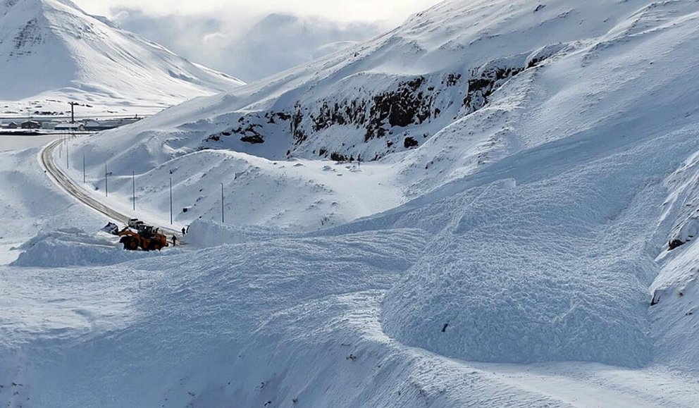 Snjóflóðiið sem féll Sigflufjarðarmegin við Strákagöngin. MYND: INGVAR ERLINGSSON