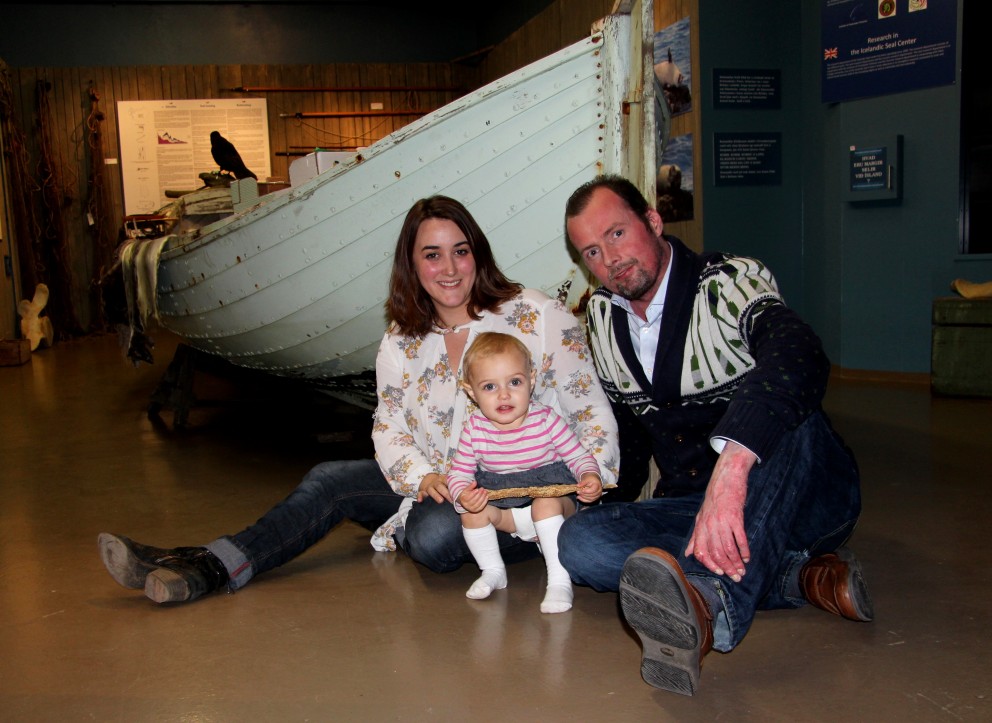 Greta Clough og Sigurður Líndal Þórisson, ásamt dótturinni Elínu Rannveigu. Ljósm./BÞ