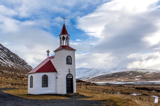 Silfrastaðakirkja. Mynd: Kirkjukort.net.