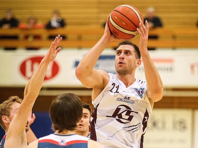 Sinisa Bilic átti flottan leik með Stólunum og var stigahæstur með 21. MYND: HJALTI ÁRNA