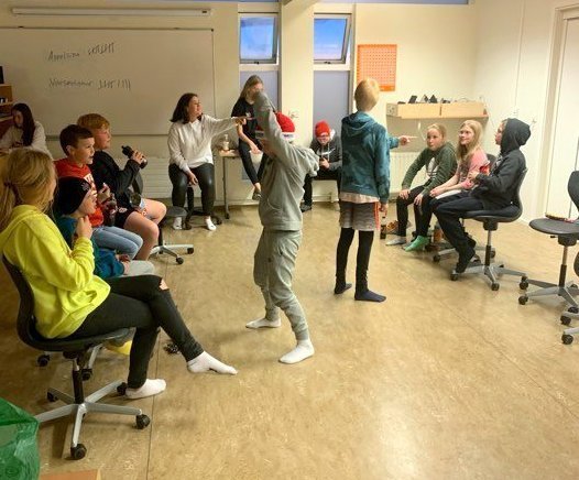 Spila- og leikjakvöld fyrir nemendur í 5. - 7. bekk Höfðaskóla. Mynd: hofdaskoli.is.