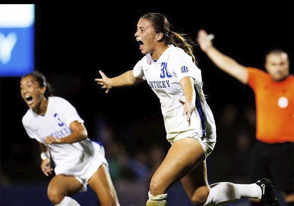 Jordyn Rhodes fagnar marki. MYND AF INSTAGRAM