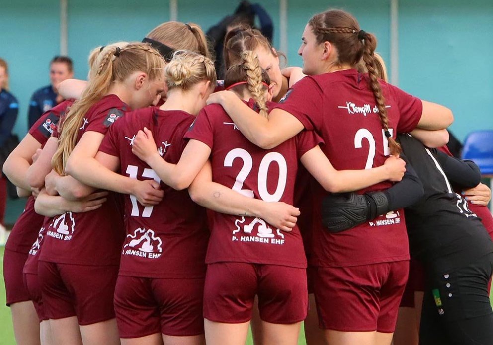 Stólastúlkur. MYND: ÓAB