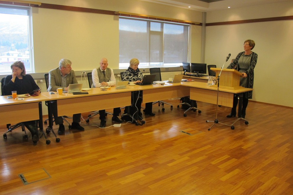 Fyrsti fundur sveitarstjórnar í nýjum fundarsal. Mynd/skagafjordur.is