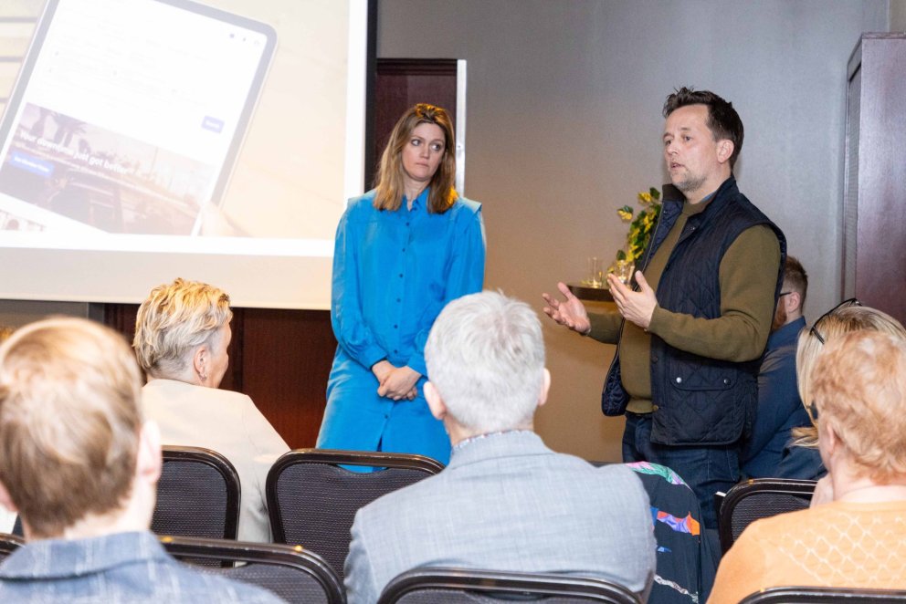 Sylvía Kristín Ólafsdóttir og Gísli S. Brynjólfsson hjá Icelandair Mynd: Markaðsstofa Norðurlands