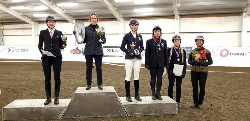 Verðlaunahafar í flokki T1. Myndir aðsendar.