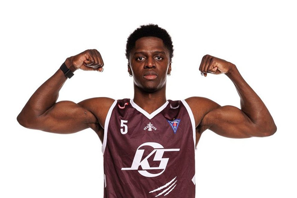 Taiwo var gríðarsterkum í leiknum í gær. MYND: DAVÍÐ MÁR