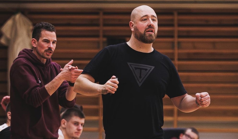 Arnar og Karl Ágúst voru með allt upp á tíu í gærkvöldi. Arnar sagði eftir leik að svona væru íþróttir: „Stundum ertu on og stundum ekki.“ MYND: DAVÍÐ MÁR