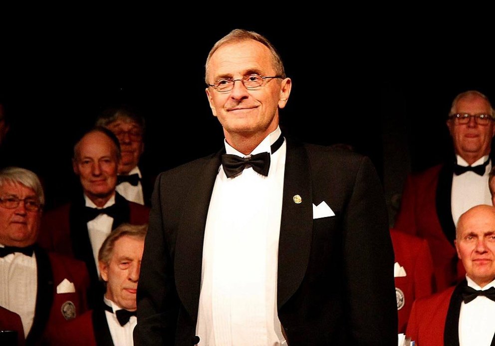 Stefán Gíslason stjórnandi Heimis á afmælistónleikum karlakórsins margrómaða. MYND: ÓAB