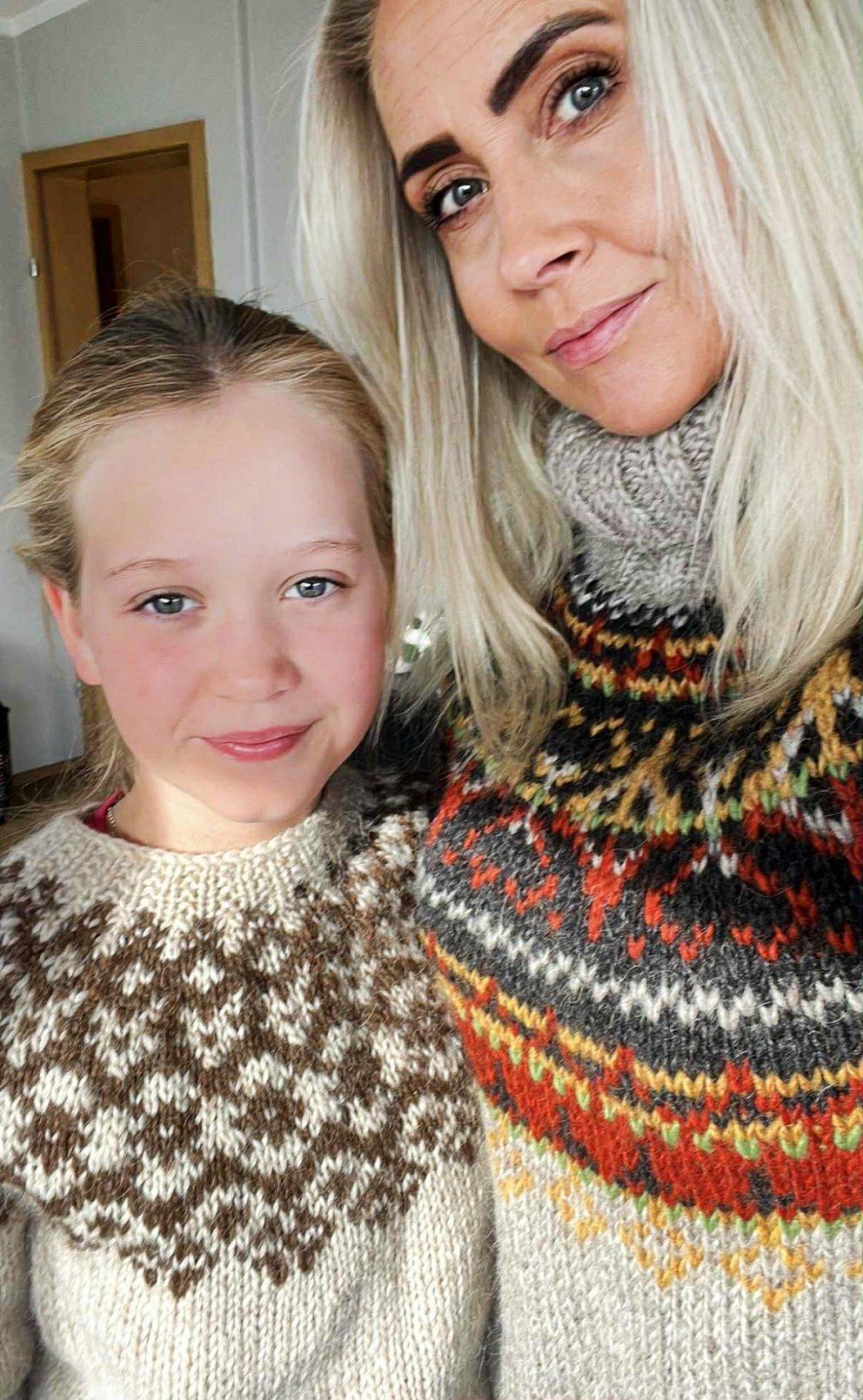 Álfhildur og yngsta dóttirin Hreindís Katla. MYND AÐSEND